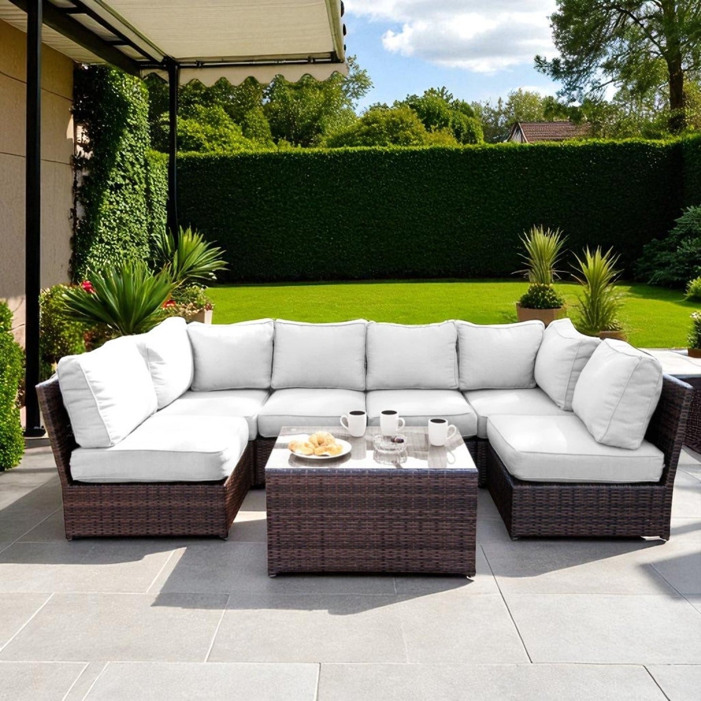 Fully Assembled 4-Piece Outdoor Wicker Seating Set with Cushions