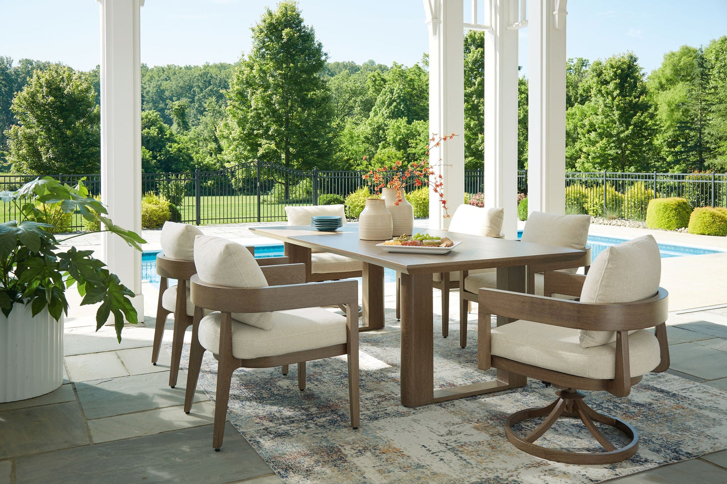 Serene Bay - 7 Piece Outdoor Dining Set