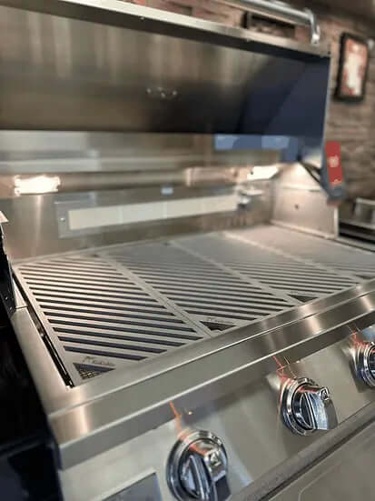 Kokomo Professional 4-Burner Pro Built-In Gas Grill