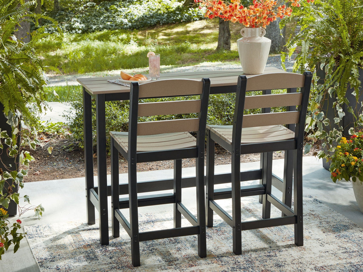 Shoreline Beach - Outdoor Counter Table And 2 Barstools