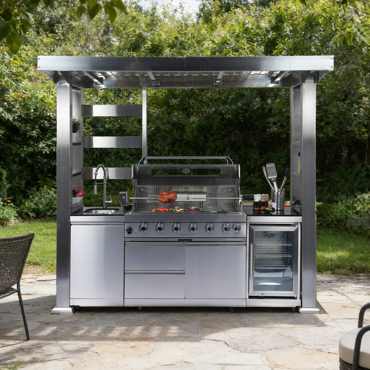 Castelle Flame Astoria 94-Inch 6-Burner 85K BTU Outdoor Kitchen Grill Island