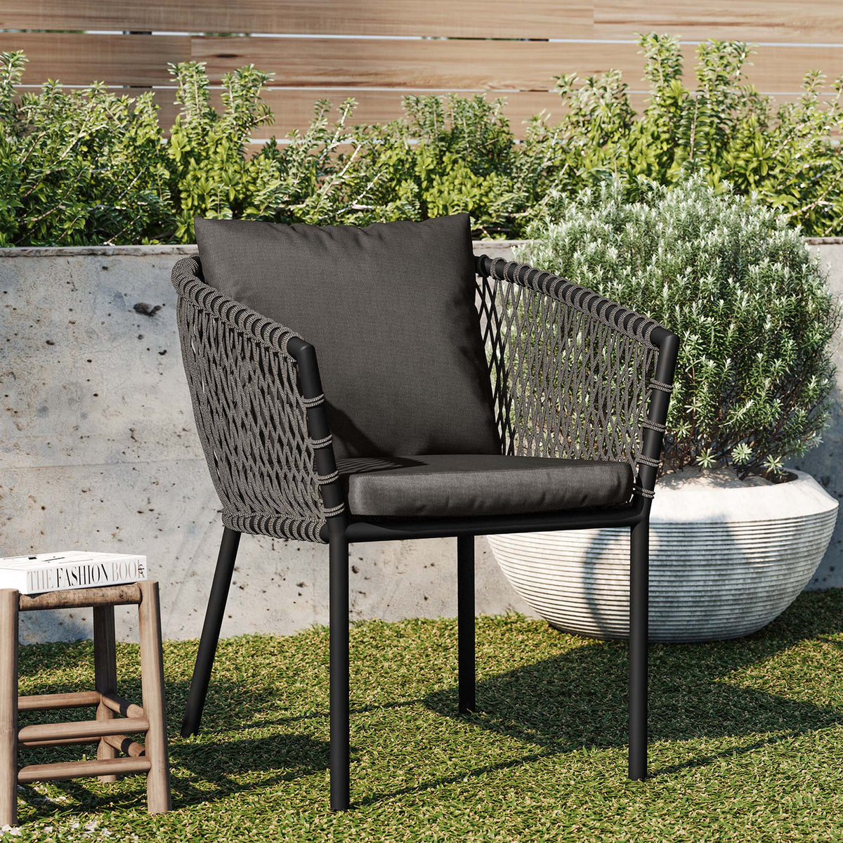 Sailor Coastal Outdoor Dining Armchair — Handwoven Rope, Sunproof Fabric & Powder‑Coated Aluminum
