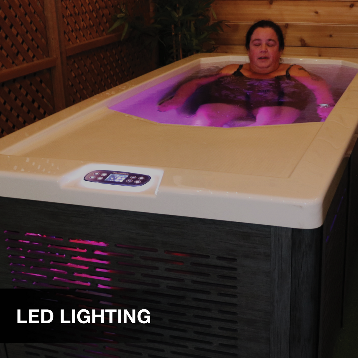 Lucite Acrylic Tub with Integrated Chiller, Glacier Filtration & Ozone Sterilization