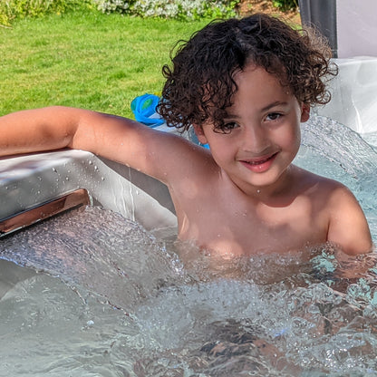 Liberty Spas LYS4000 – 4‑Seat Plug & Play Lounger Spa with Glacier, Ozone & UV Water Purification