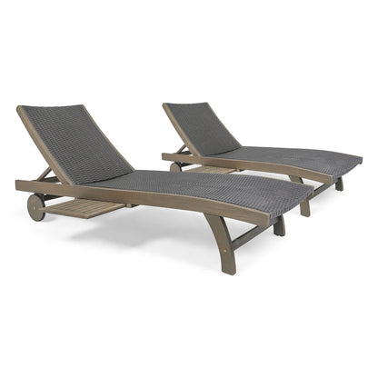Outdoor Acacia Wood Wicker Chaise Lounge – Pull‑Out Tray, Weather‑Resistant Patio Design