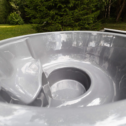 4‑Person Wood‑Fired Hot Tub – ThermoWood® Exterior, Fiberglass Insert & Fast 90‑Minute Heating